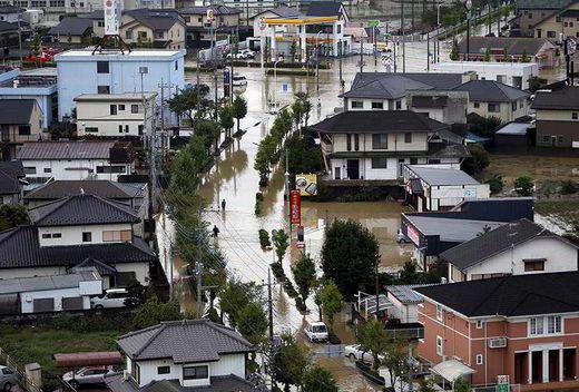 الفيضانات في اليابان